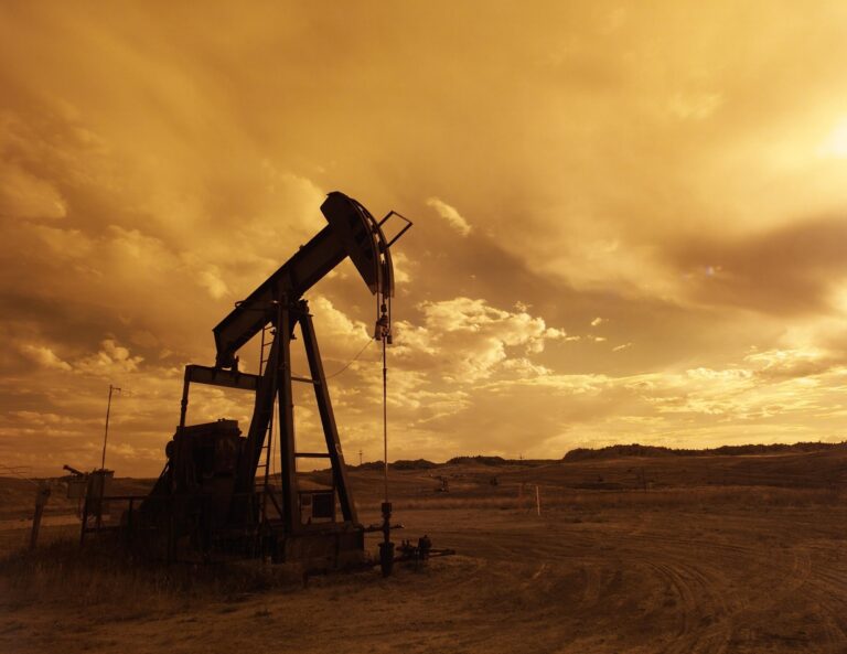 is oil renewable